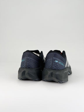 New Balance Rebel V4