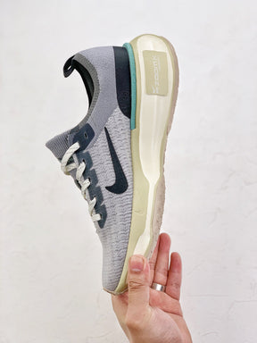 Nike Air Zoom X Invincible Run 3