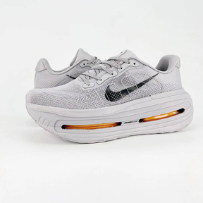 Nike Vomero Premium - Cinza/Laranja