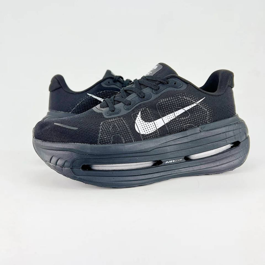 Nike Vomero Premium - Preto