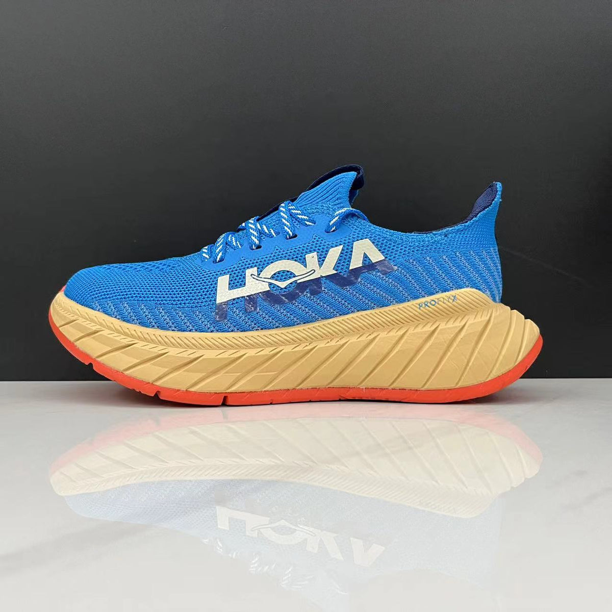 Hoka Carbon X3