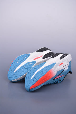 Brooks Hyperion Max