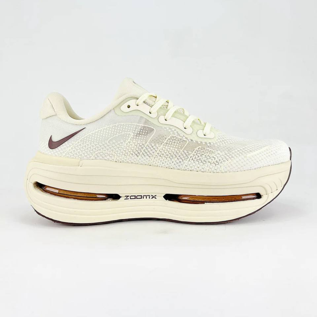 Nike Vomero Premium - Bege/Marrom