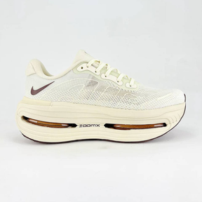 Nike Vomero Premium - Bege/Marrom