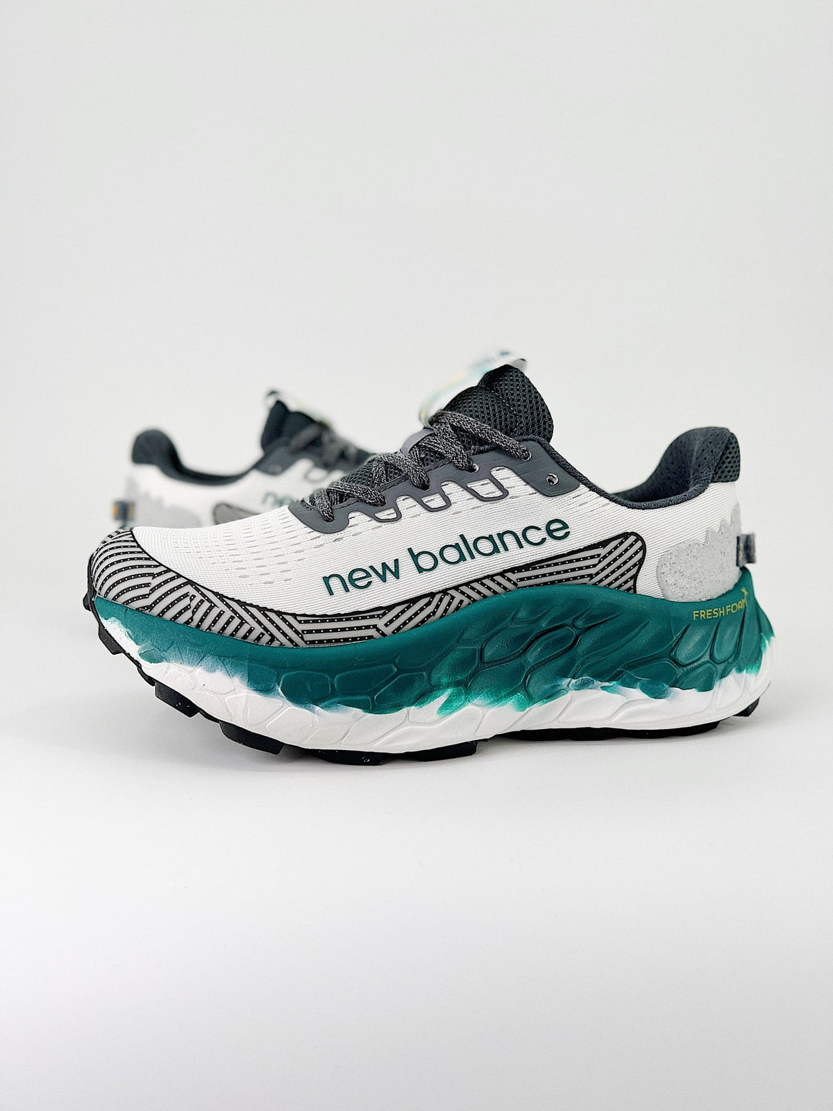 New Balance Trail More V3