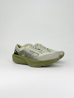 New Balance Rebel V4