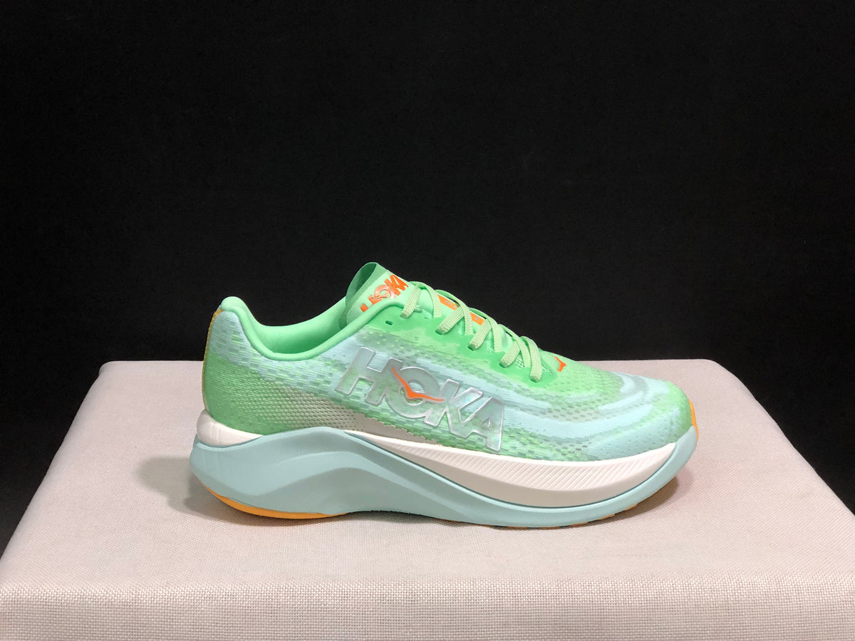 Hoka Mach X