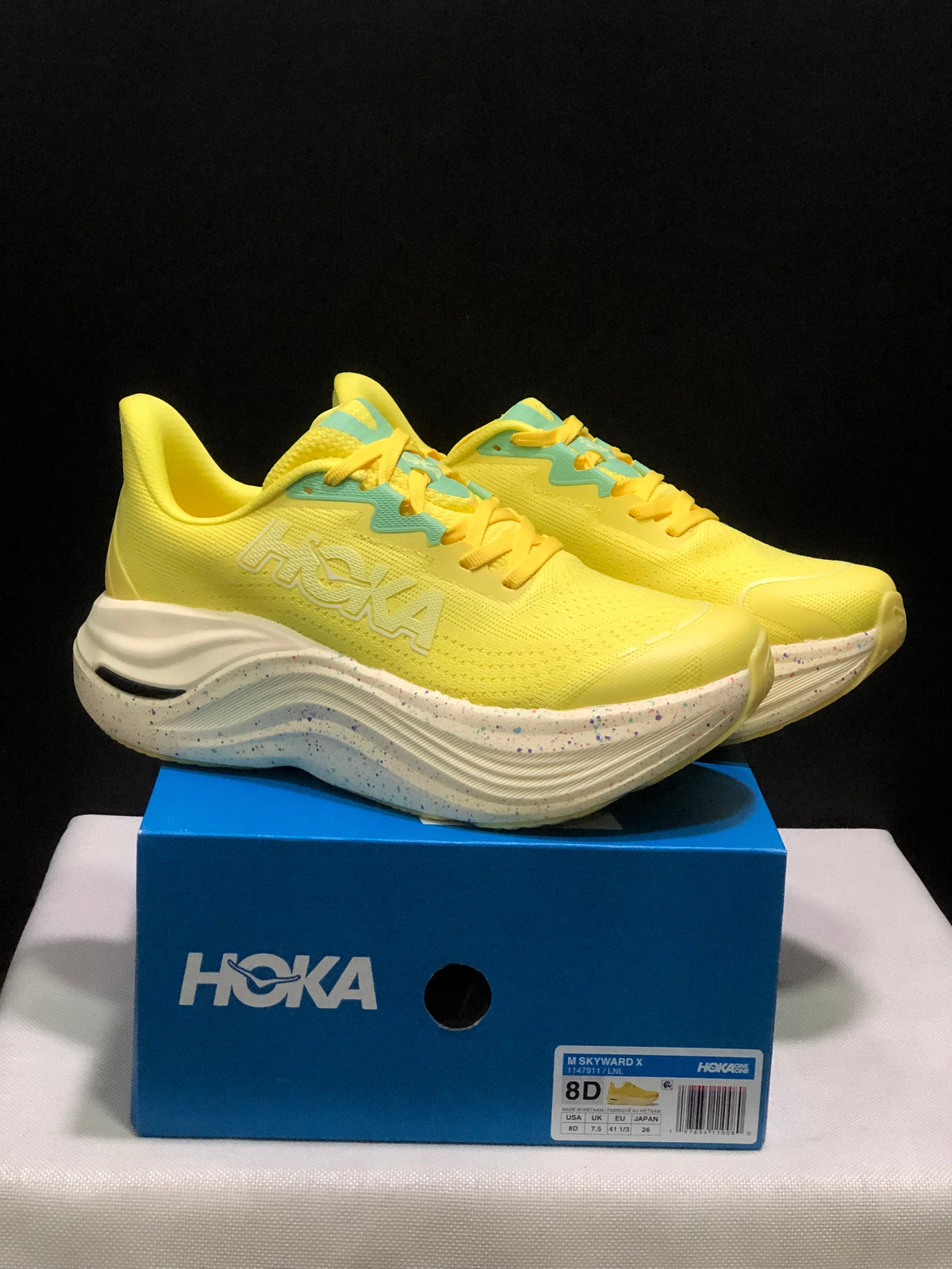 Hoka Skyward X1