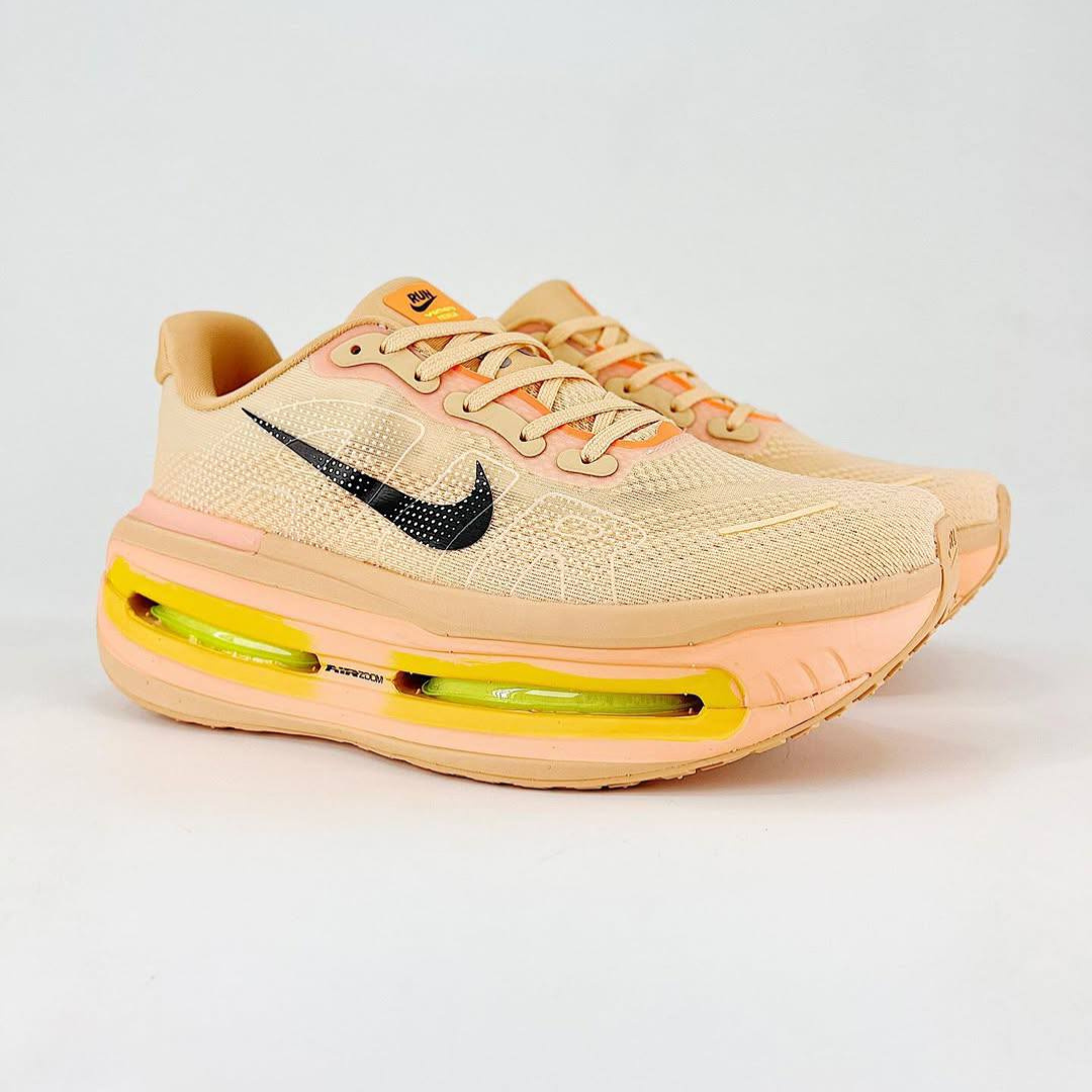 Nike Vomero Premium - Laranja/Preto