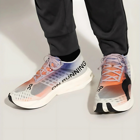 On Running Cloudboom Strike - White/Flame