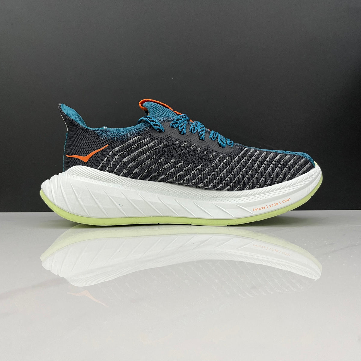Hoka Carbon X3