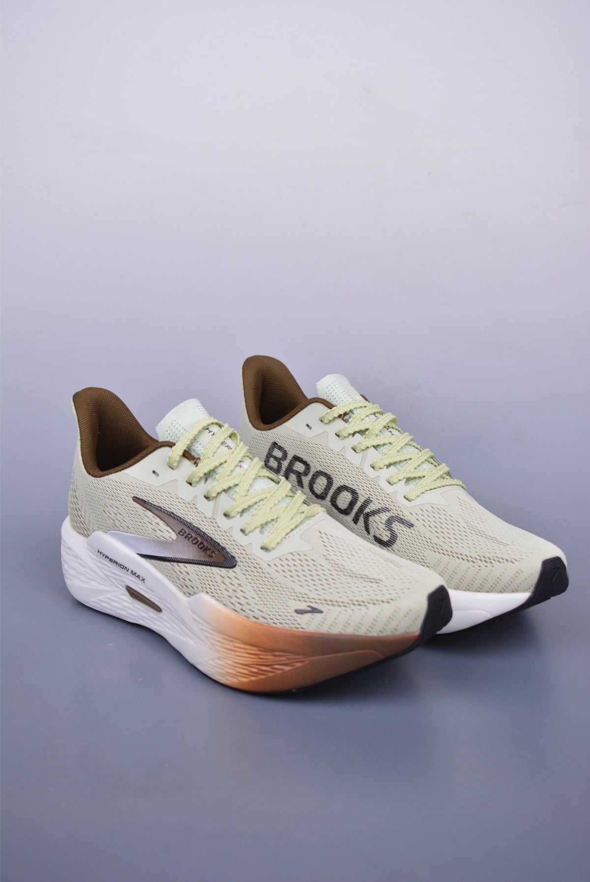 Brooks Hyperion Max