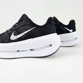 Nike Vomero Premium - Preto/Branco