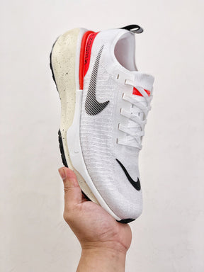 Nike Air Zoom X Invincible Run 3
