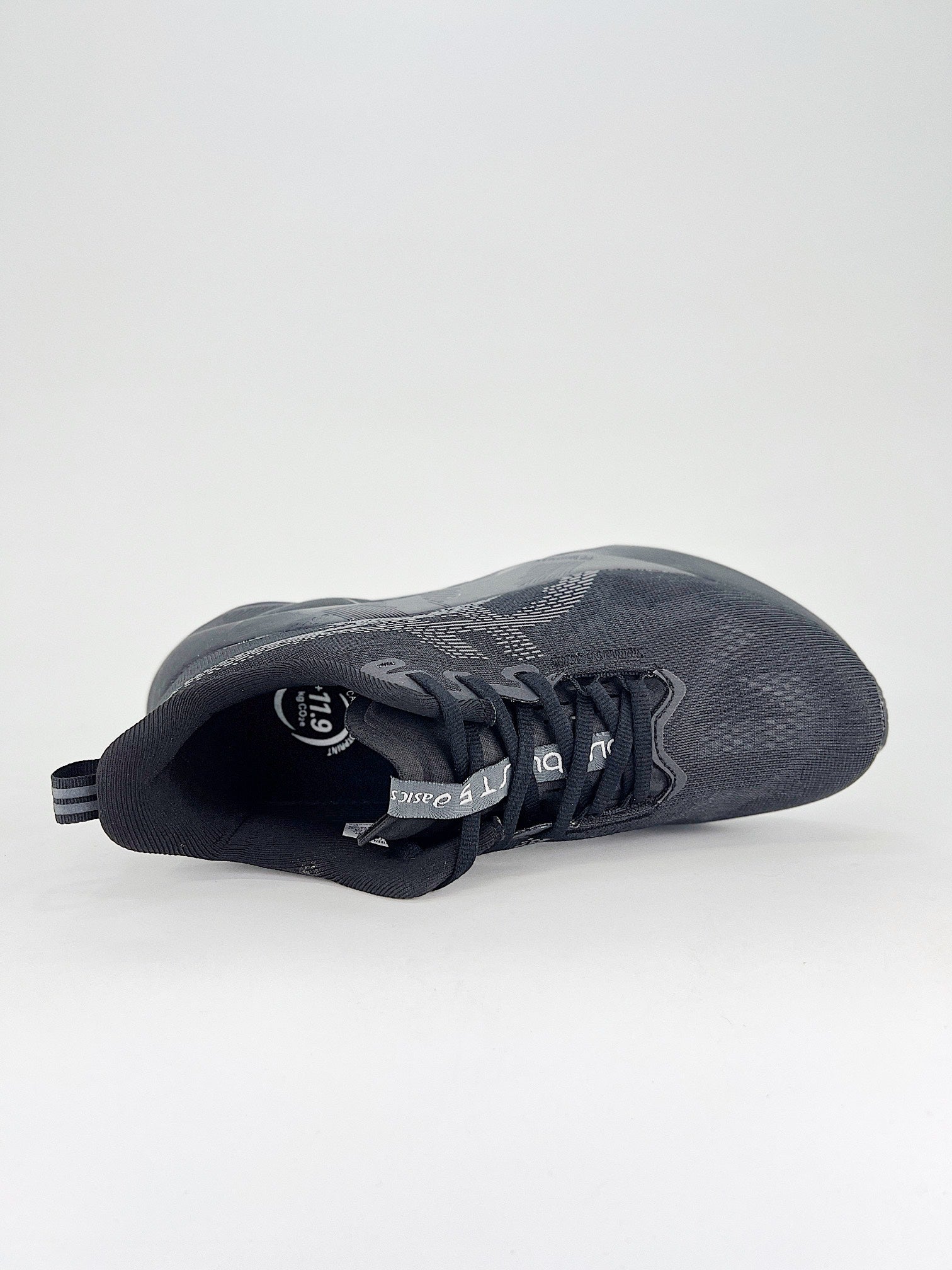 Asics Novablast 5