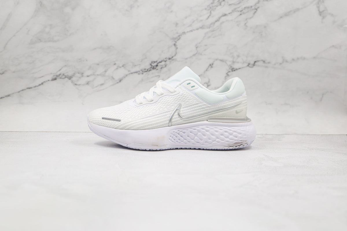 Nike Air ZoomX Invencible Run FK