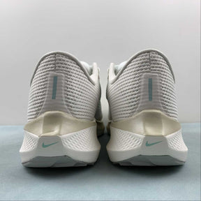 Nike Air Zoom Pegasus 40