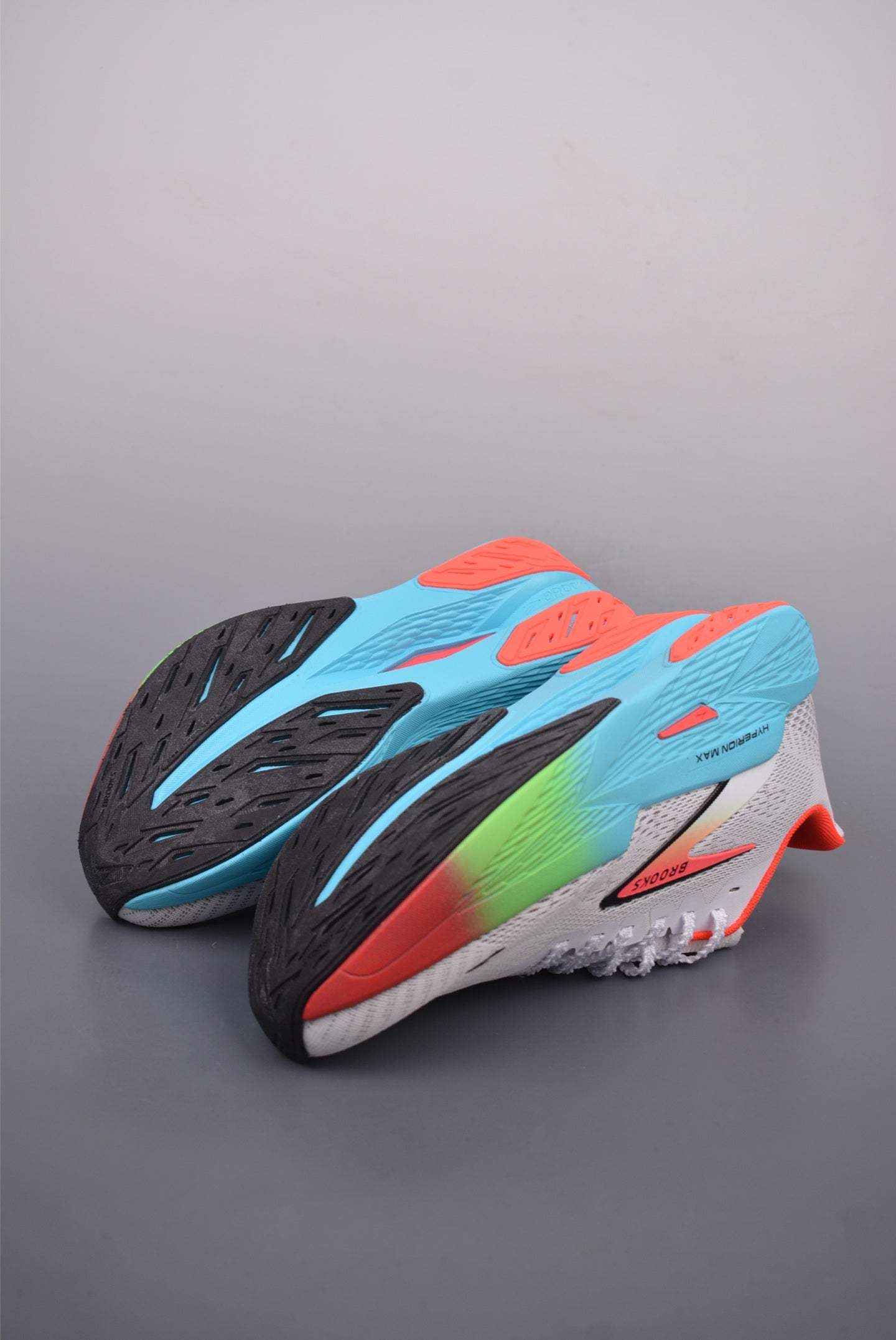 Brooks Hyperion Max