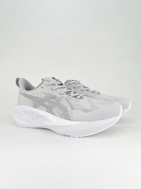 Asics Novablast 5
