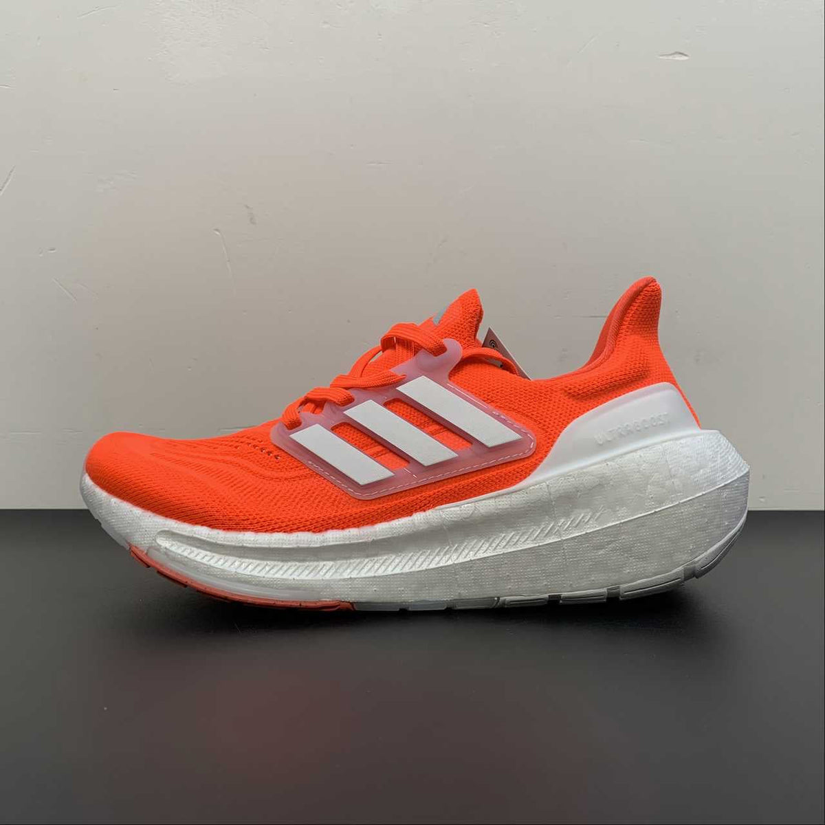 Adidas Ultraboost Light 23