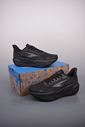 Brooks Hyperion Max
