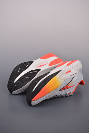 Brooks Hyperion Max
