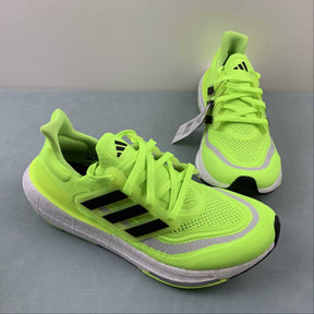 Adidas Ultraboost Light 23