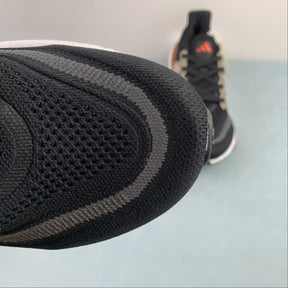 Adidas Ultraboost Light 23