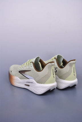 Brooks Hyperion Max