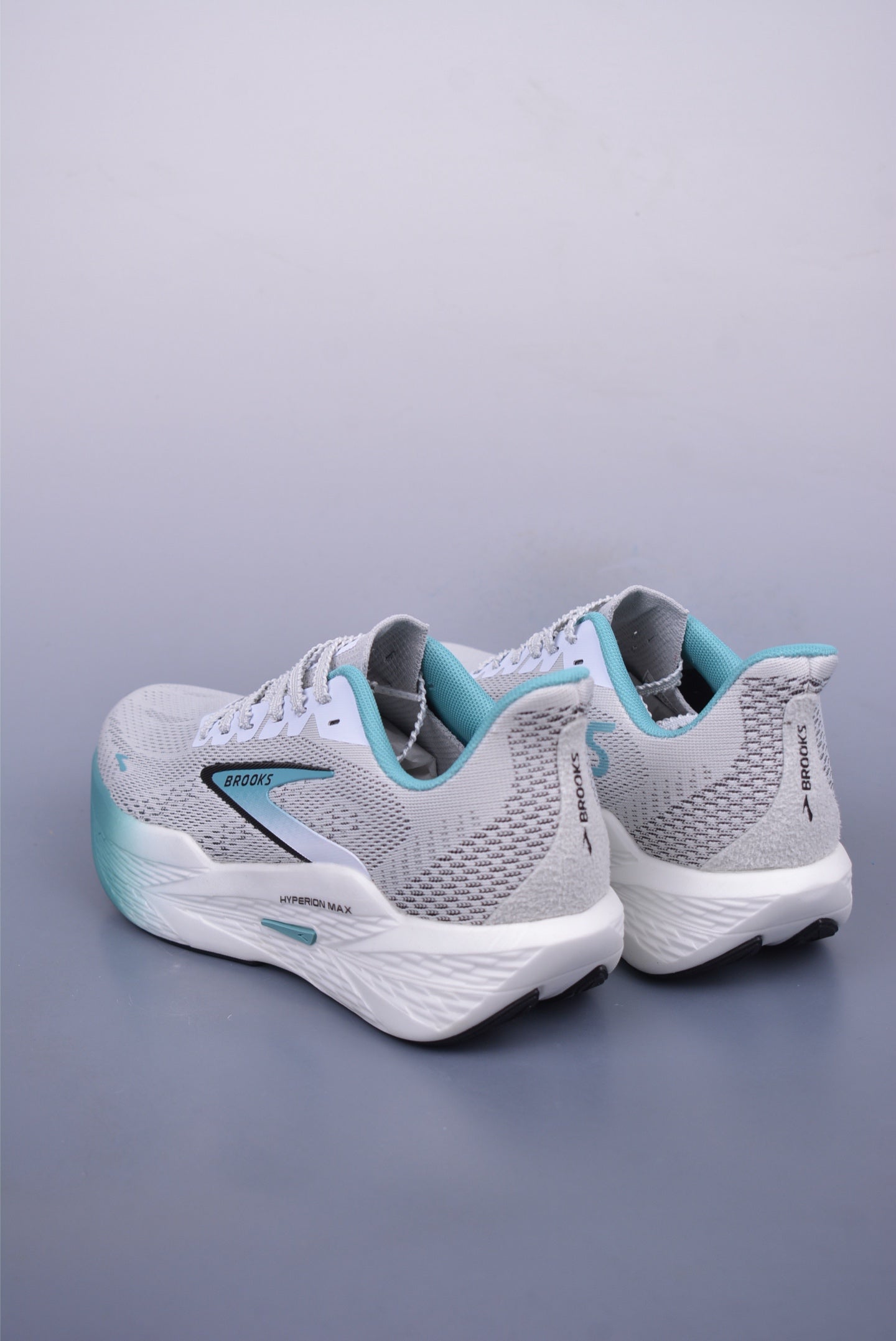 Brooks Hyperion Max