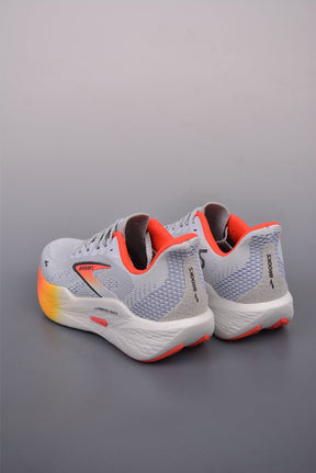 Brooks Hyperion Max