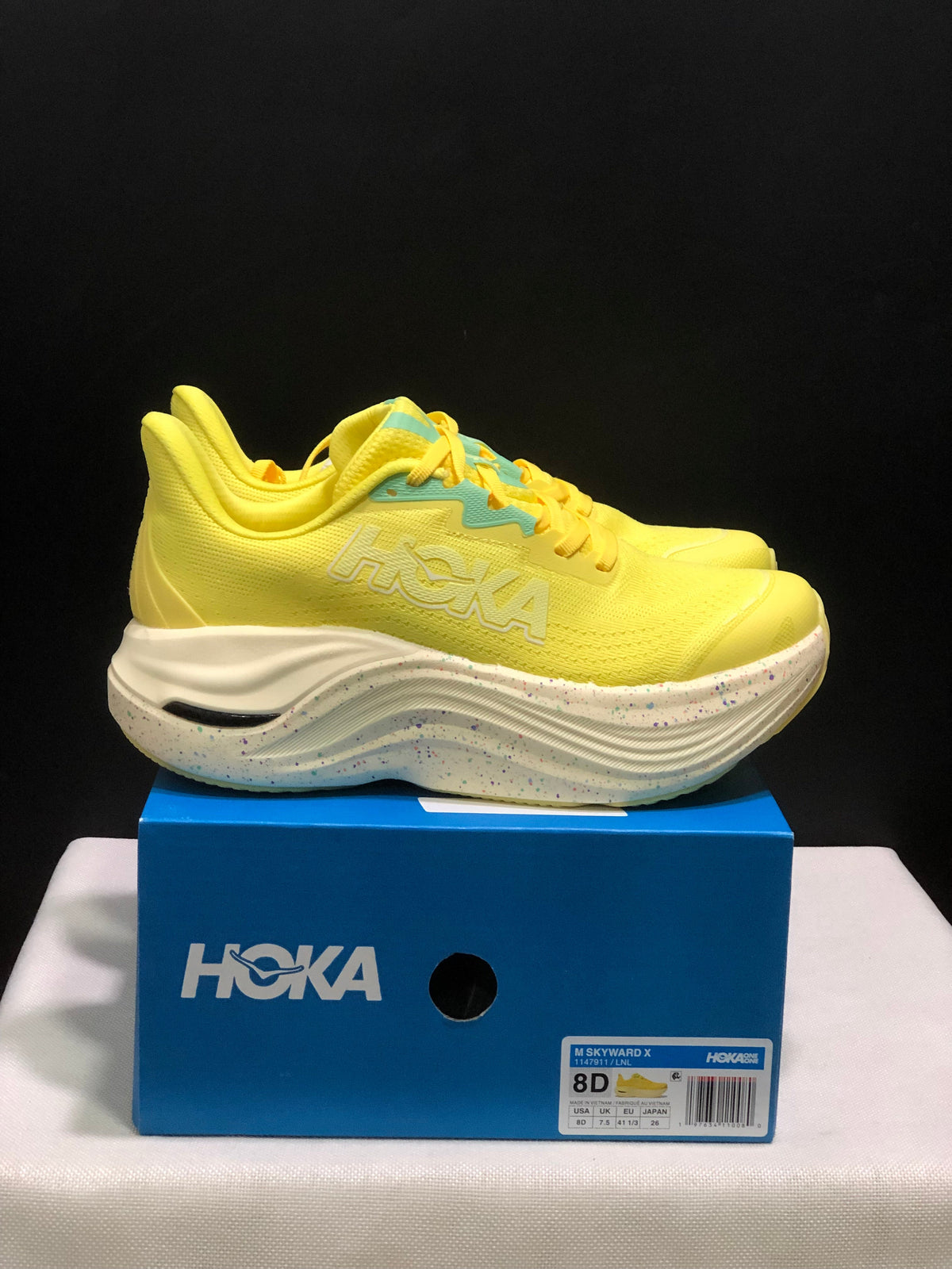 Hoka Skyward X1