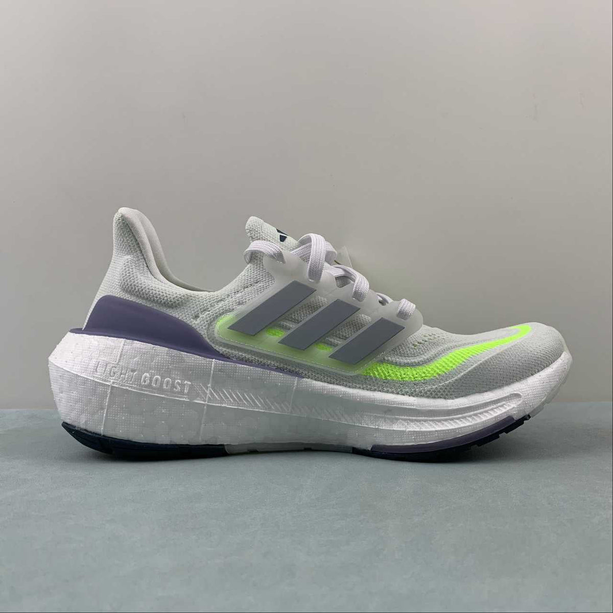 Adidas Ultraboost Light 23