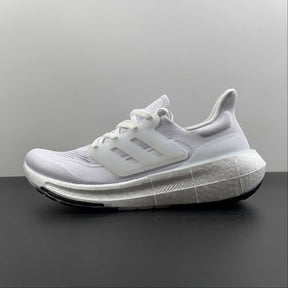 Adidas Ultraboost Light 23