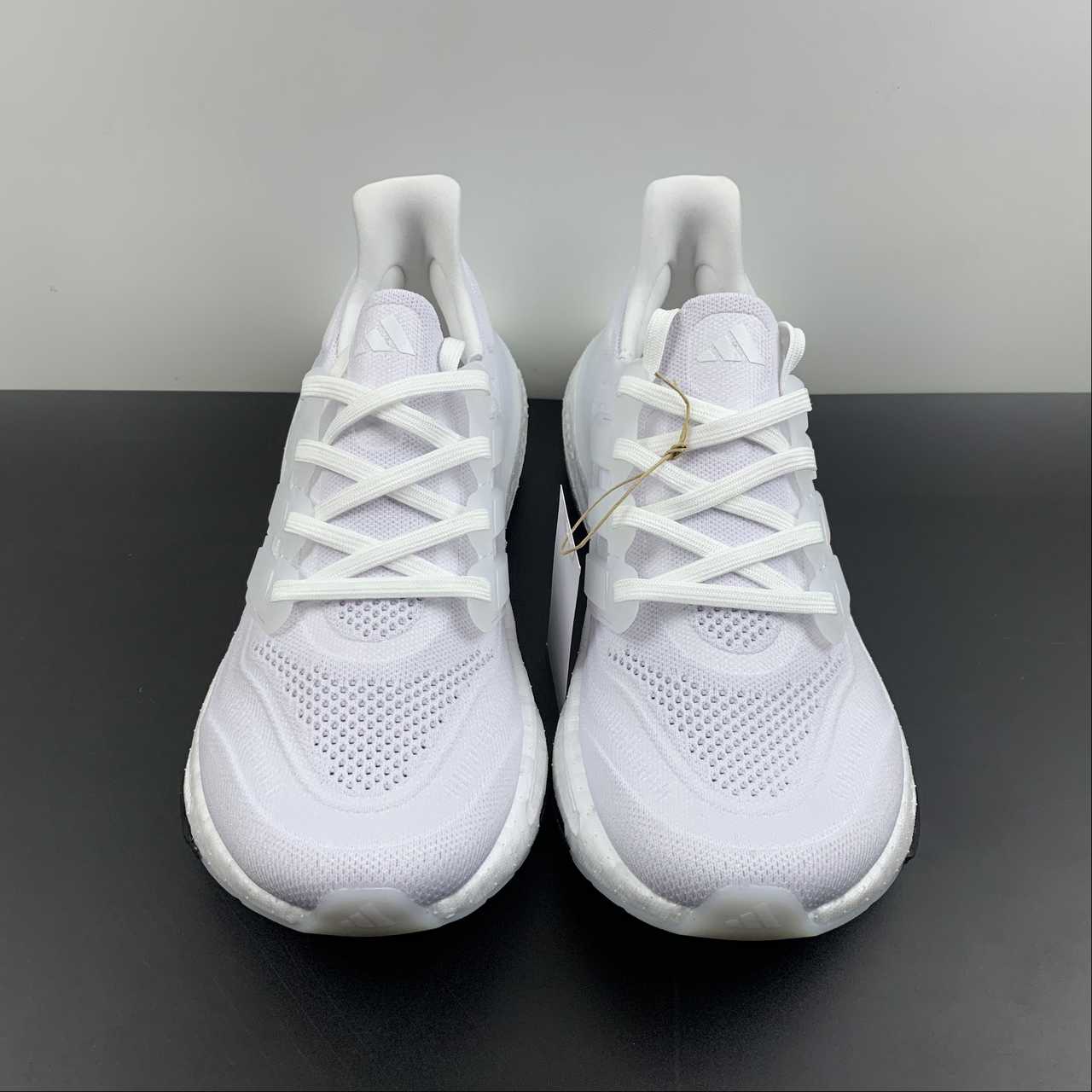 Adidas Ultraboost Light 23