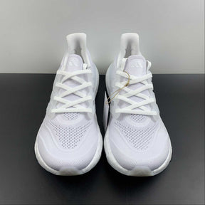 Adidas Ultraboost Light 23