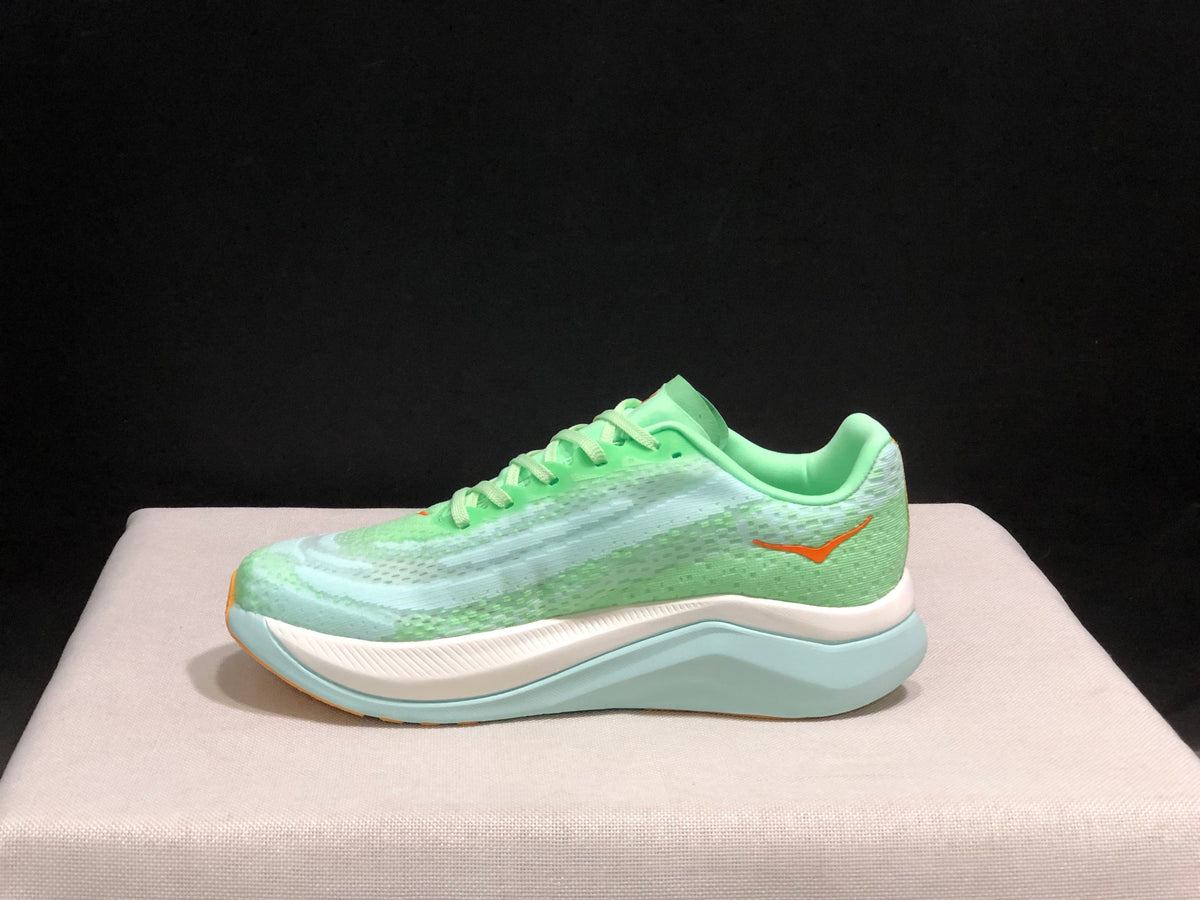 Hoka Mach X