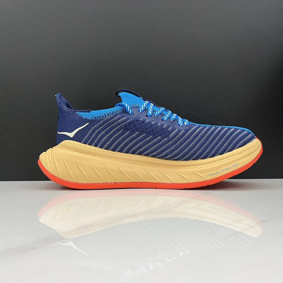 Hoka Carbon X3