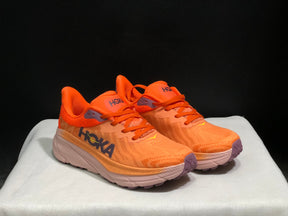 Hoka Challenger ATR 7