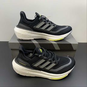 Adidas Ultraboost Light 23