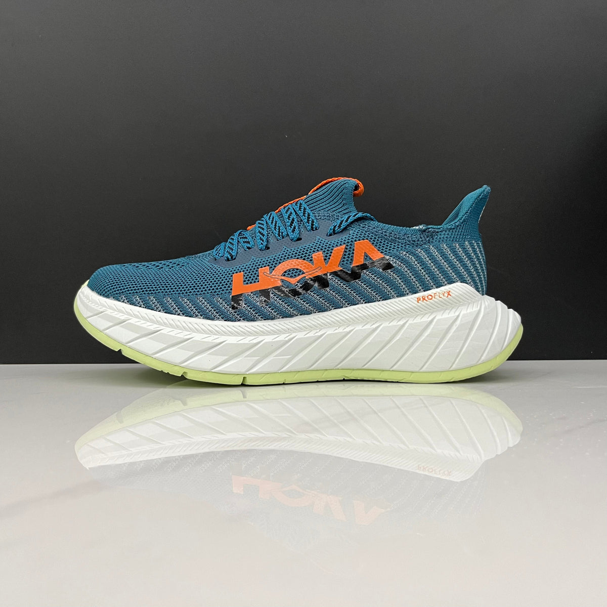 Hoka Carbon X3