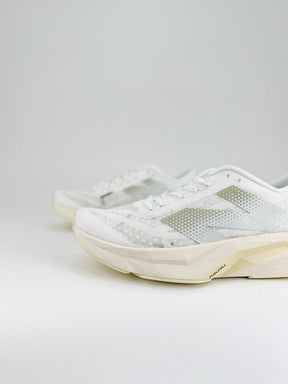 New Balance Rebel V4