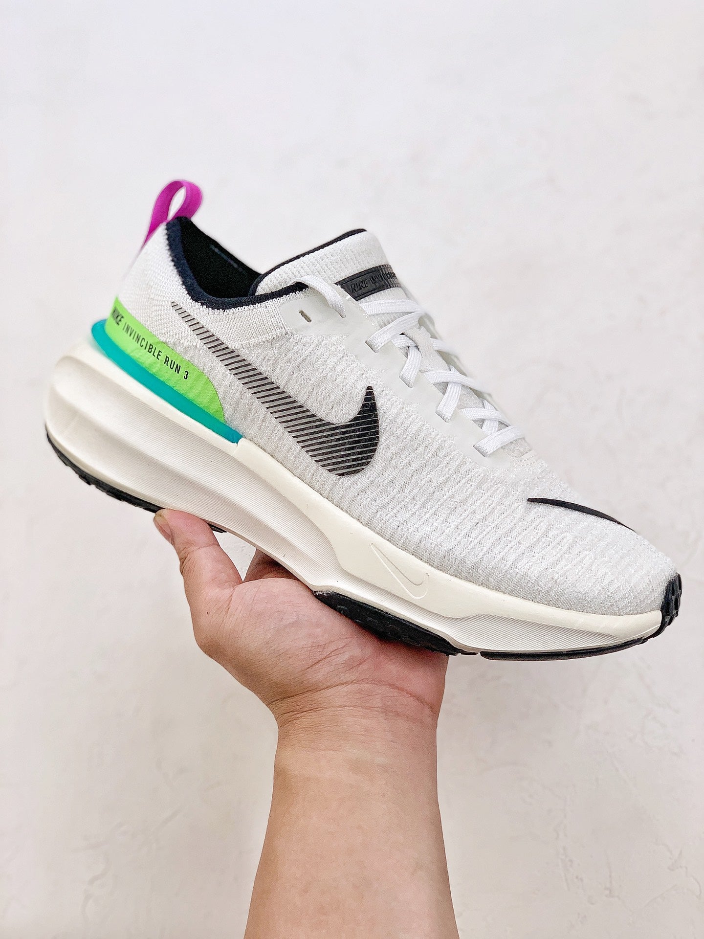 Nike Air Zoom X Invincible Run 3