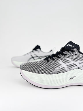 Asics Superblast 2