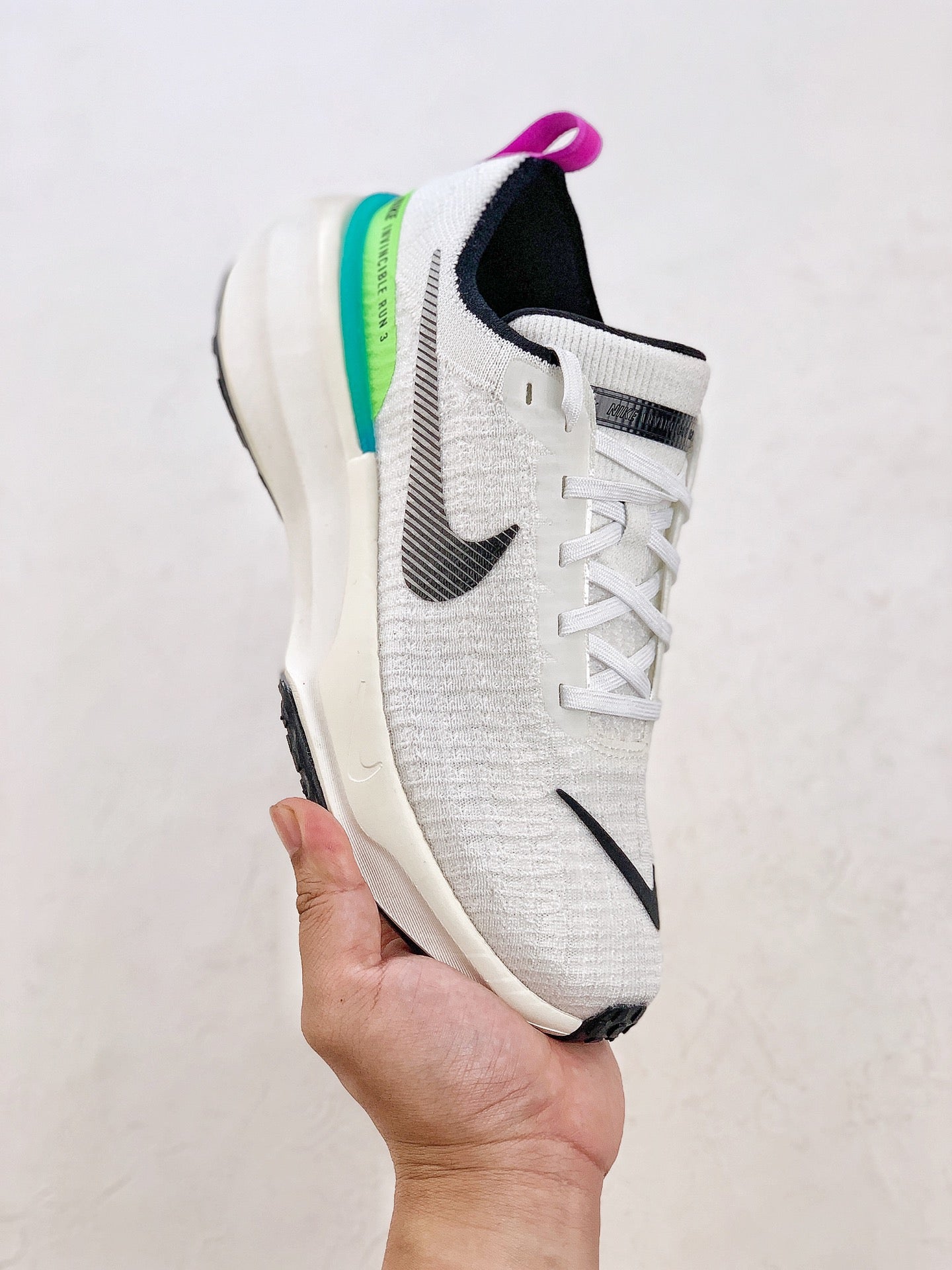 Nike Air Zoom X Invincible Run 3