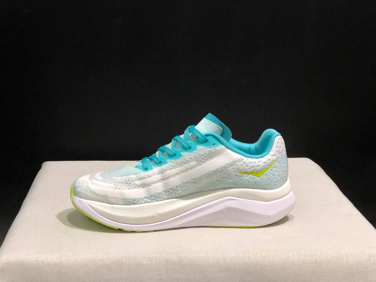 Hoka Mach X
