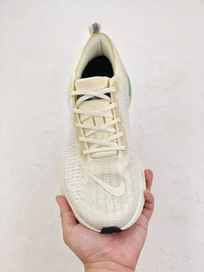 Nike Air Zoom X Invincible Run 3