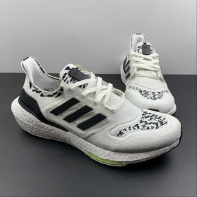 Adidas Ultraboost 22