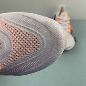 Adidas Ultraboost Light 23