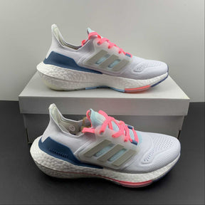 Adidas Ultraboost 22